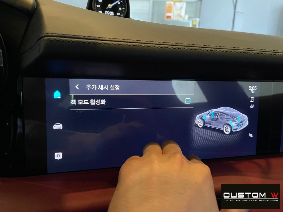 경기남부 / 포르쉐 타이칸 21 미션E 휠 커스텀 작업_! 블랙 화이트 투톤 유광 휠도색 / 용인 처인구 / 성남.용인.이천