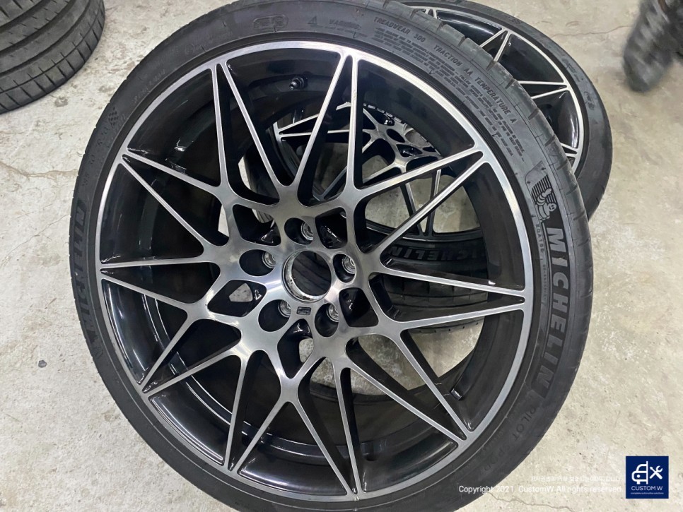 경기남부 / BMW M4 666M 블랙유광 휠도색 / 용인 처인구 / 성남.용인.이천