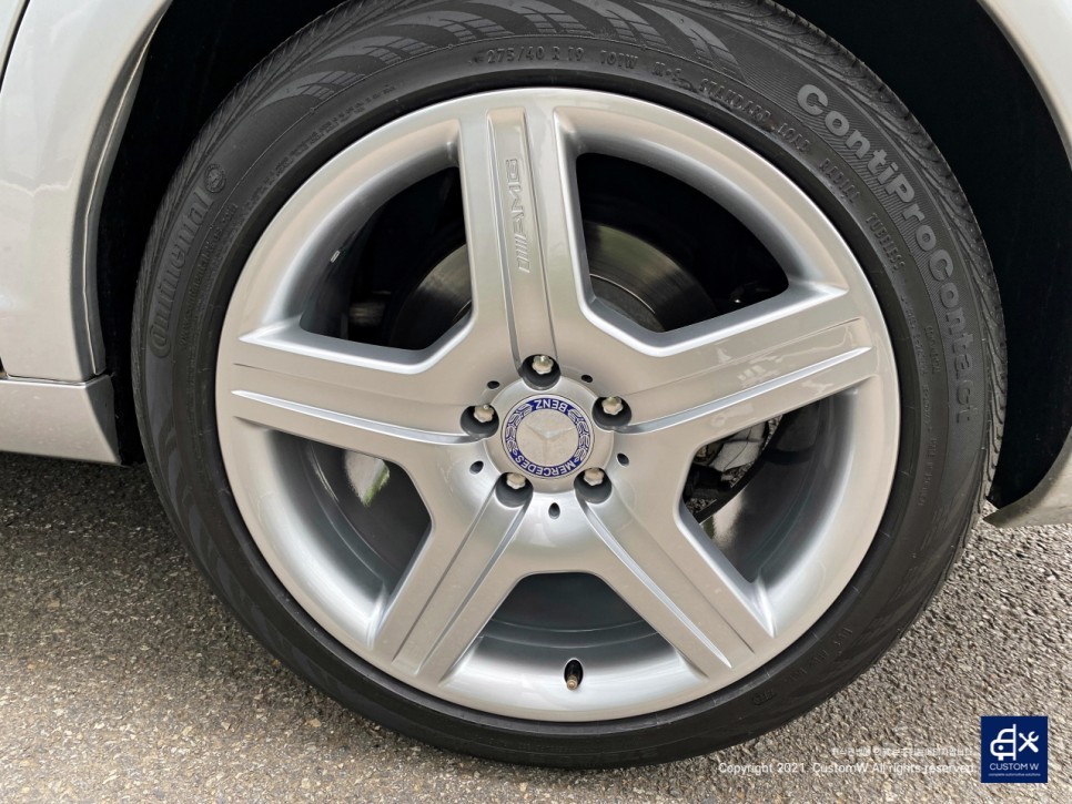 벤츠 W221 S500 휠수리 후 하이퍼 실버 휠도색