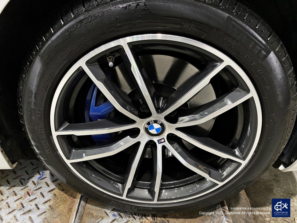 BMW G30 520i 662M 다이아몬드 컷팅 휠복원