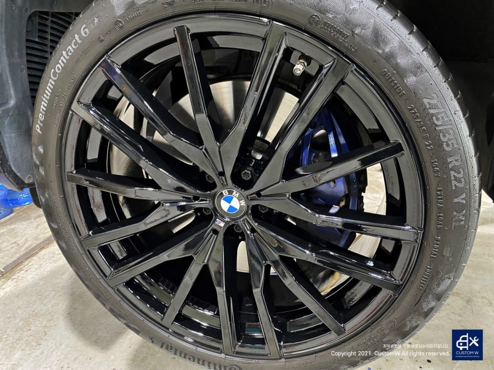 BMW G05 X5 M50i 742M 22인치 휠수리 후 블랙유광 휠도색
