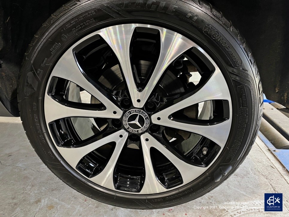 벤츠 W213 E220d 휠수리 후 다이아몬드 컷팅 블랙폴리시 휠