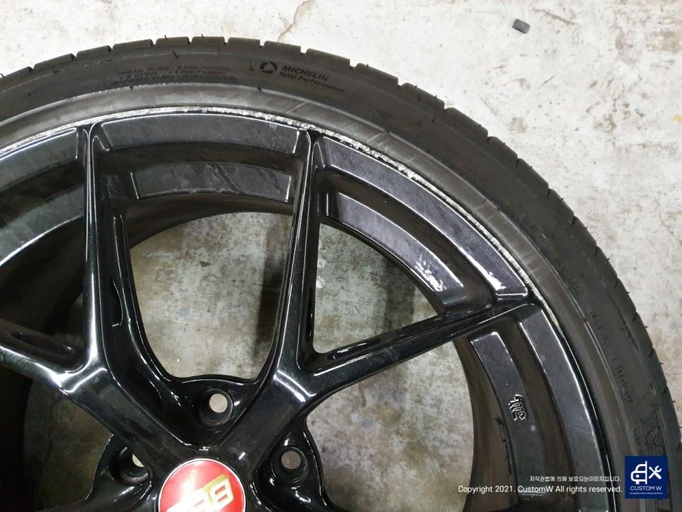 BMW 428i BBS FIR 휠수리 후 블랙유광 휠도색