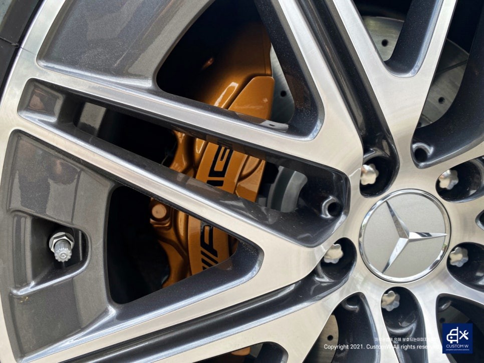 벤츠 GT43 AMG 카본 세라믹 골드 캘리퍼 도색