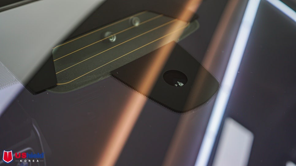 BMW 7시리즈 740D. 전체 PPF, 유쉴드 바이올렛, 스카이 썬팅 시공. / 충남 천안