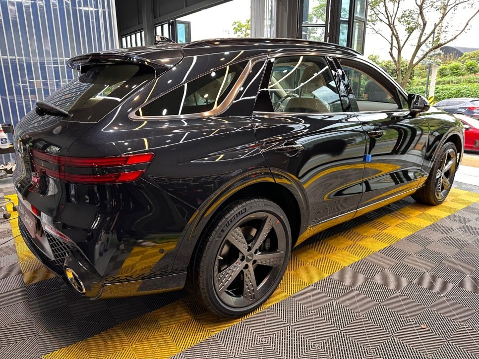 제너시스 GV70 요즘대세는 블랙에디션!!!화룡점정 버텍스900블랙으로 간지나게 / 시흥시 미산동