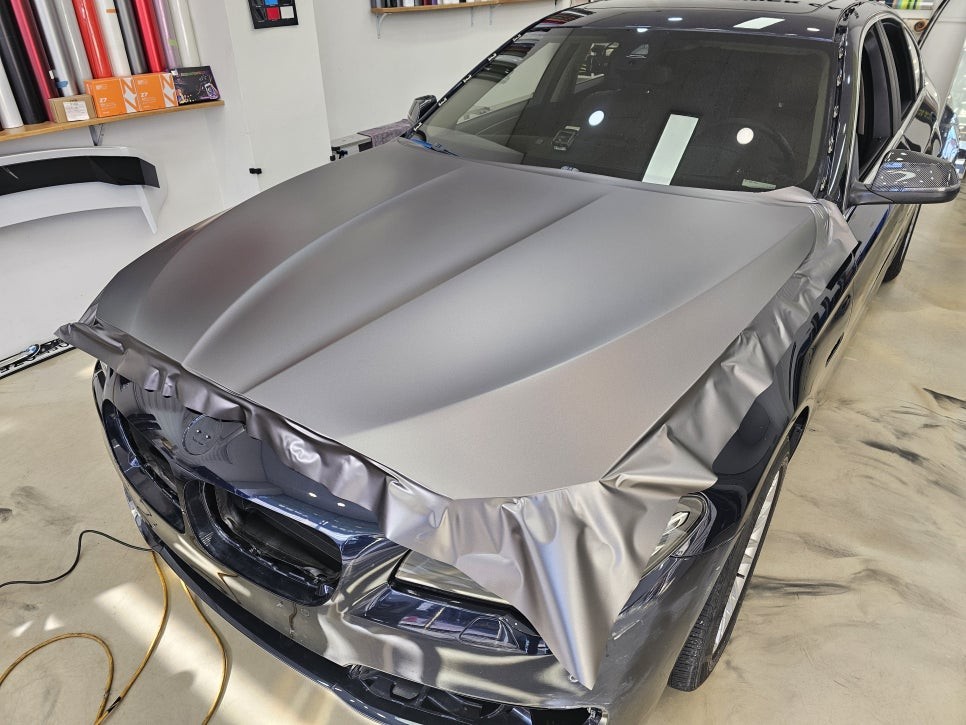 안산 BMW 랩핑 5시리즈 F10 AMG 그레이 무광 전체랩핑 시공금액.! / 인천 논현동