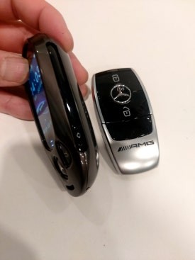 벤츠 G바겐 AMG 24년식 스마트키 LCD액정 + 백로고 완전 업그레이드 / 경기 부천, 전국 택배, 출장