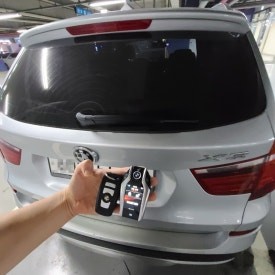 BMW E바디 F바디 G바디 기존 자동차키에서 디스플레이키 디지털키 액정키 스마트키로 코딩개조 컨버젼개조
