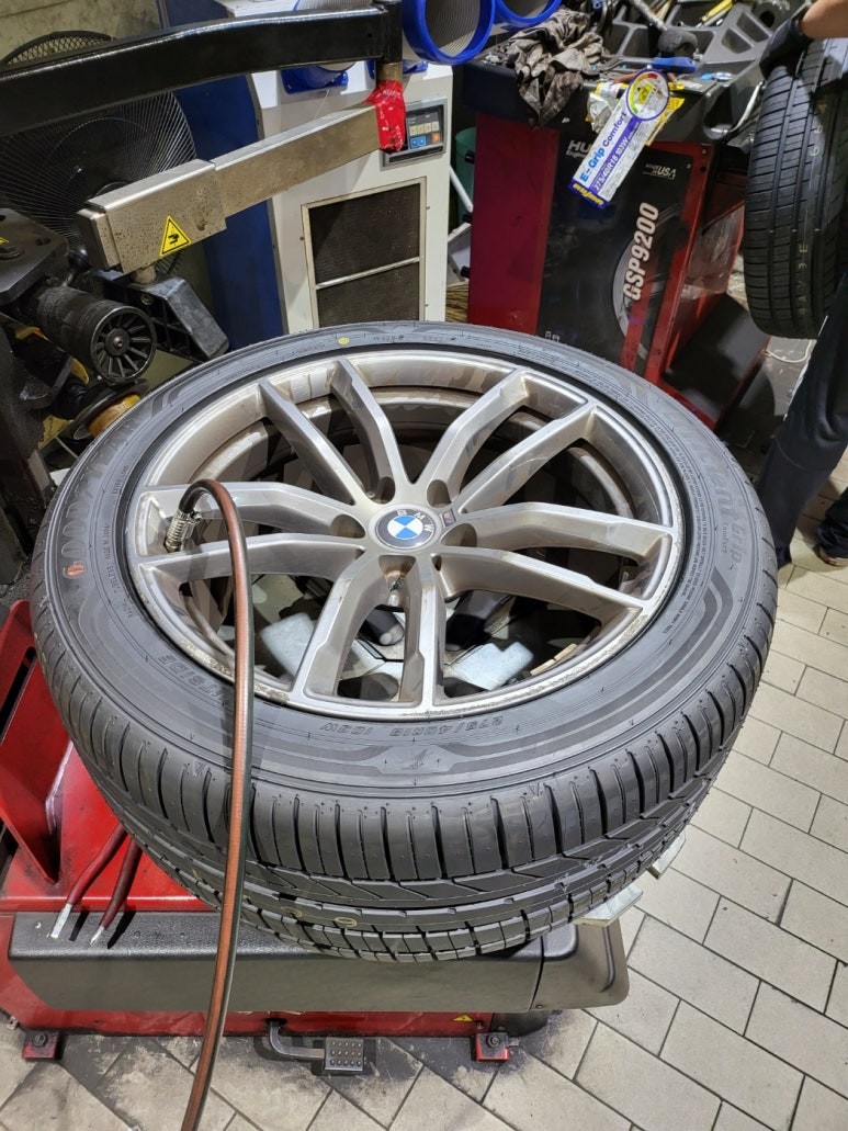 bmw 520d 가성비 최고 타이어 추천 제품 굿이어 / 서울 강서구 화곡동 | 오늘의카 - 튜닝,정비 시공후기 모음 앱