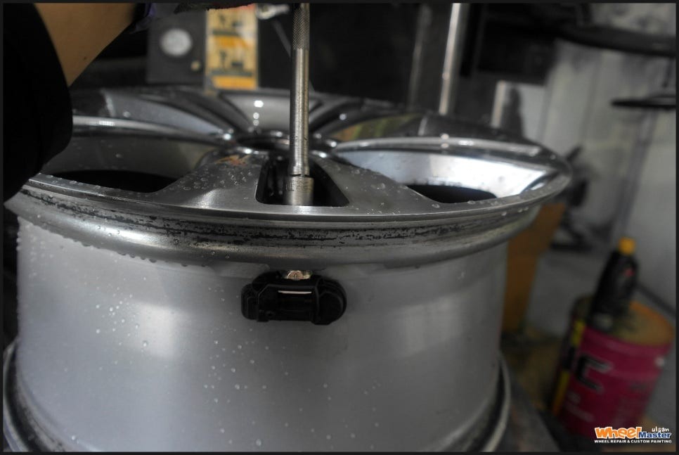 [울산휠][휠수리][휠복원]벤츠 w222 s클래스 순정휠 다이아몬드컷팅휠수리[휠도색] / 울산 북구