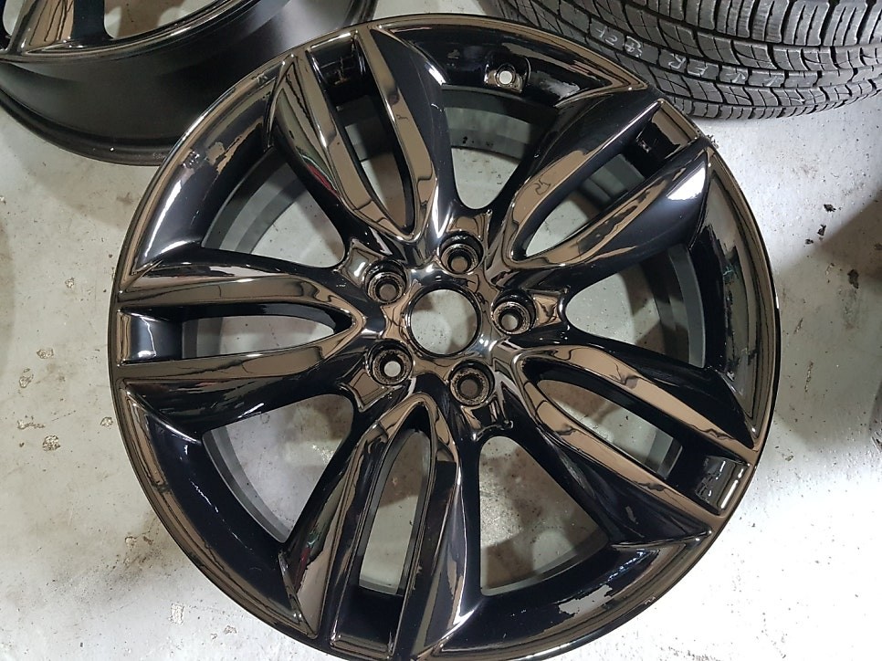 [울산휠마스터] 싼타페dm 순정휠 칠벗겨짐 휠복원 및 블랙유광 분체도장 휠도색 [울산휠도색, 울산휠복원, 울산휠수리] / 울산 북구