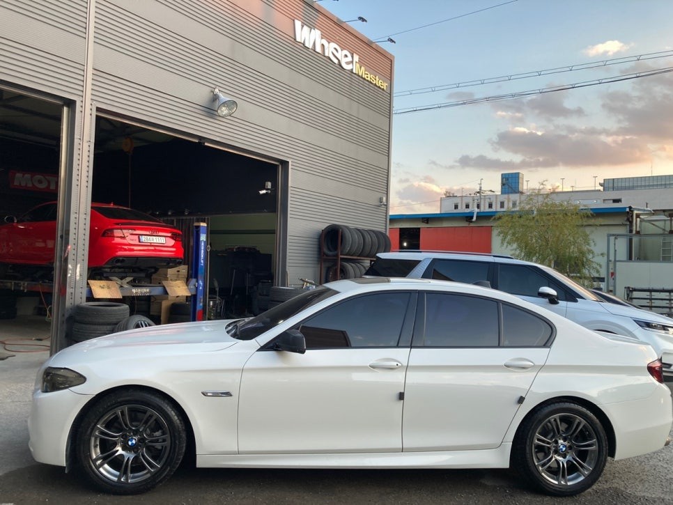 [울산휠마스터][울산휠복원][휠복원잘하는집]BMW 5시리즈 고스트크롬 휠 도색