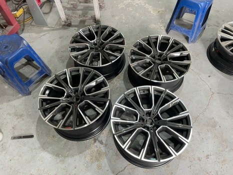 [울산휠마스터] BMW G11 G12 7시리즈 다이아몬드컷팅 휠 복원 / 울산 북구