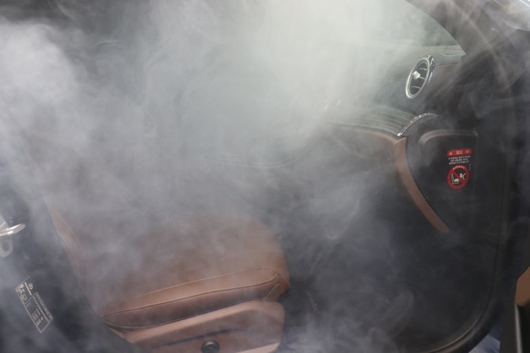 벤츠 더 뉴 E 클래스 E450:송도 유리막 코팅 전문 디테일링샵~!