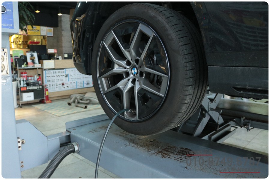 BMW 520i G60 휠기스 방지 휠보레 정품 19인치 장착~ 로드아우터동탄점