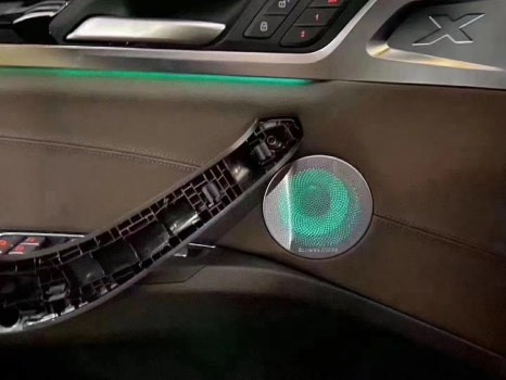 BMW x3 회오리 스피커, 엠비언트라이트, 센터스피커 장착기