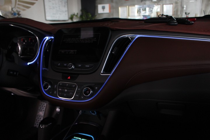 올뉴 말리부 RGB 엠비언트 무드등 시공, 정말 좋다