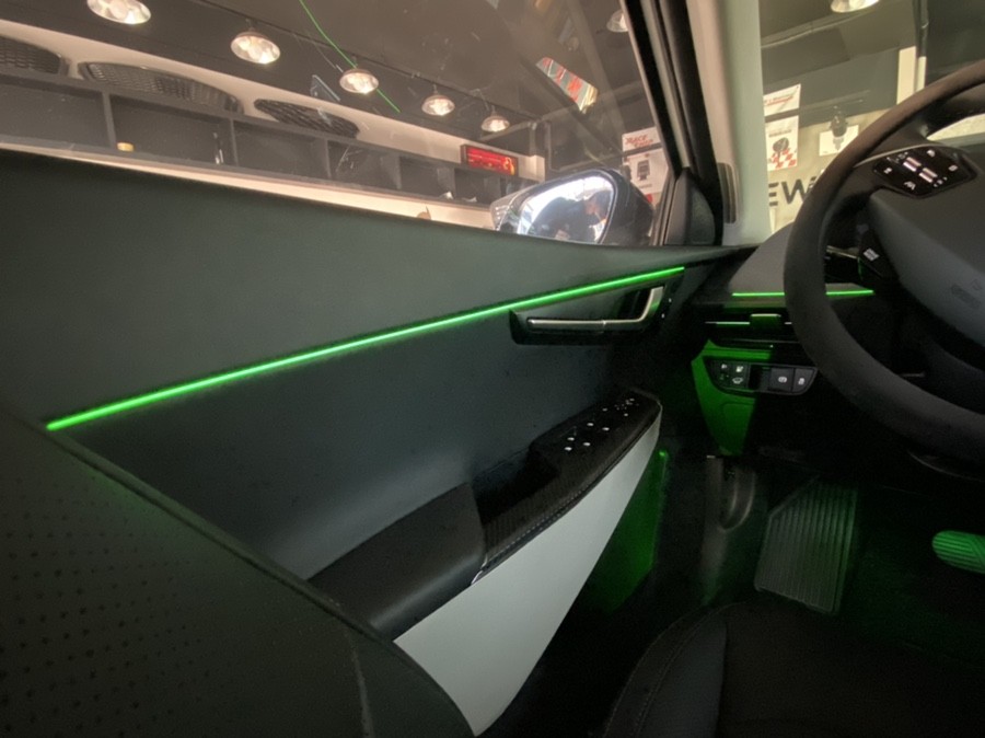 EV6 비노출 엠비언트 무드등, 아크릴 매립으로 시공받아보세요,