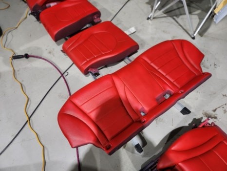 벤츠 W205 C클래스 실내도색, 페라리레드 시트, 도어트림 가죽 커스텀도색