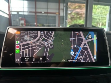 BMW 550i G30 - 애플 카플레이, 분활 스크린을 풀스크린으로 변경하기 위한 헤드유닛 펌웨어 업데이트 (날씨 컨넥티드도 활성화!) / 대전 서구 탄방동