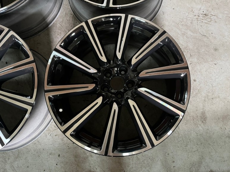 [용인 미형상사] 볼보 XC90 20인치 순정 블랙컷팅휠 복원 / 경기 용인 처인