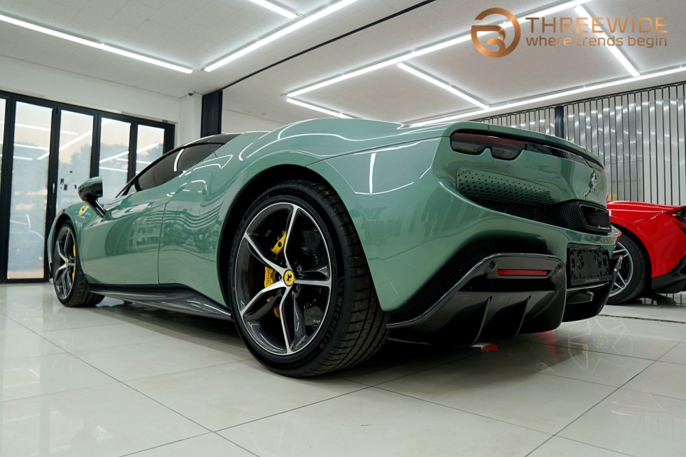 페라리 296 GTS, 카본 옵션을 선택하지 못했다면? 카본 PPF 시공으로 대체가능! (#296GTB #페라리 #분당 #판교)