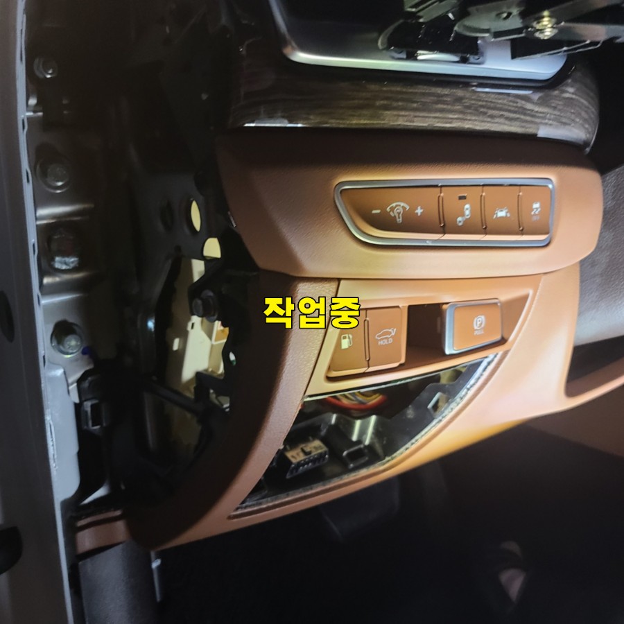 파주 운정 일산 제네시스 G90 파인뷰 LX7000 블랙박스 시공 작업 후기 / 경기 파주