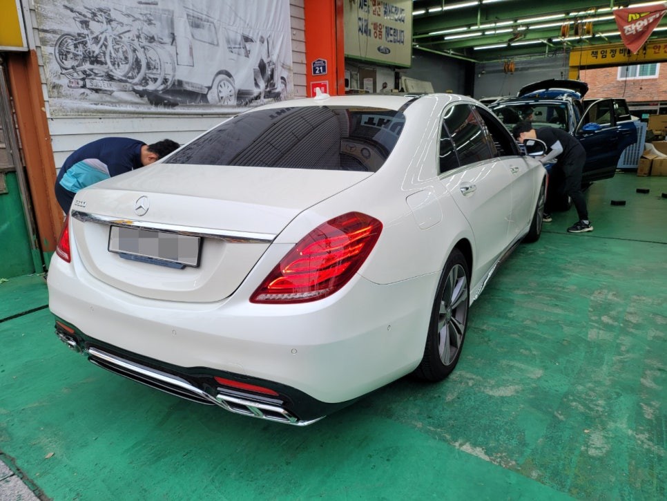 벤츠 S클래스 W222 S65AMG 후기형 개조 튜닝 크라운제이카