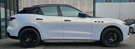 부평자동차랩핑 마세라티 르반떼 전체랩핑 HANYA필름 화이트 펄 투 골드 / 인천 서구 경서동