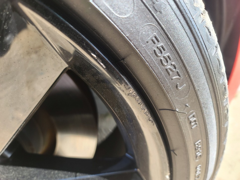 수원휠수리 머스탱GT 검정유광휠 복원후기 / 수원, 화성