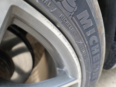 성남휠복원 상처나고 긁힌 휠 완벽 복원 / 수원 권선구 평동