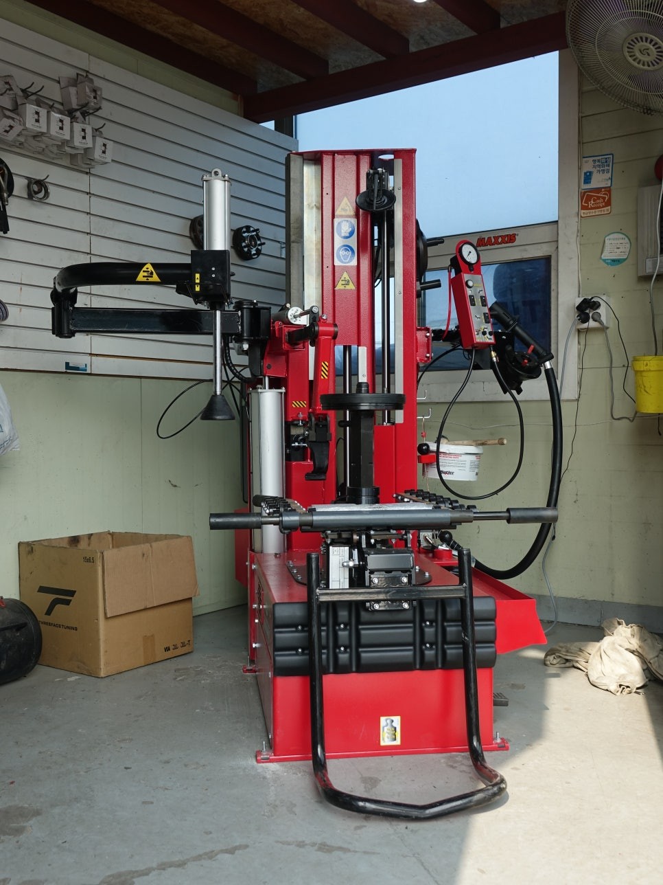 굿이어 타이어 이글스포츠 TZ 합리적인 가격에 만나는 세계적 퍼포먼스 타이어 2454518 / 화성시 팔탄면 | 오늘의카 - 튜닝,정비  시공후기 모음 앱