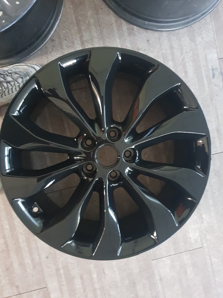 (구리 스마일휠) 쏘렌토 19인치 휠복원+블랙유광(분체도장) / 포천시 소흘읍