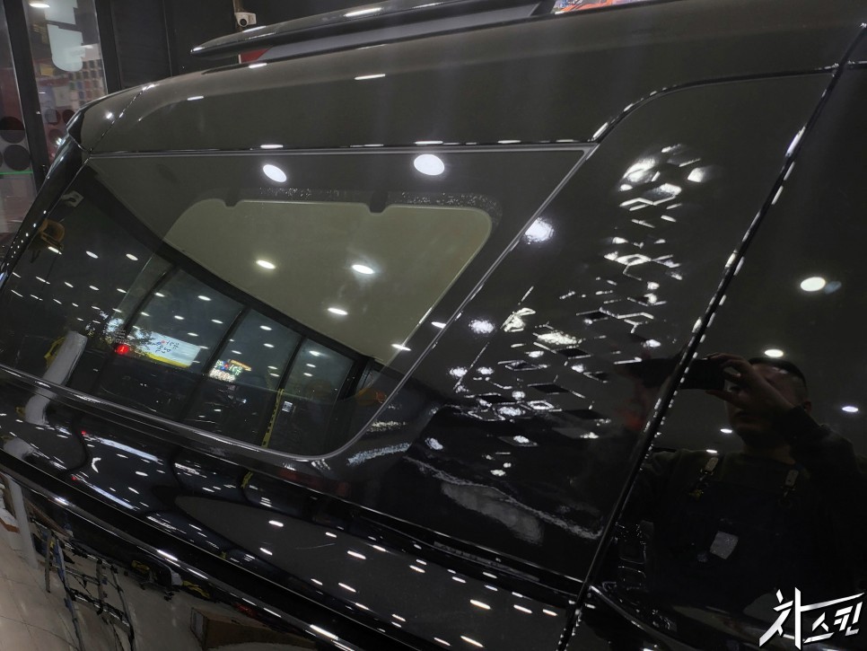 카니발 4세대 크롬죽이기 올블랙으로 랩핑 / 창원, 마산, 김해