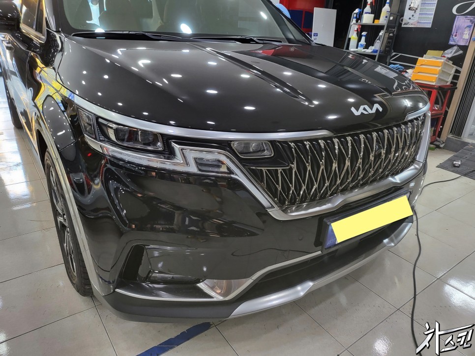 카니발 4세대 크롬죽이기 올블랙으로 랩핑 / 창원, 마산, 김해