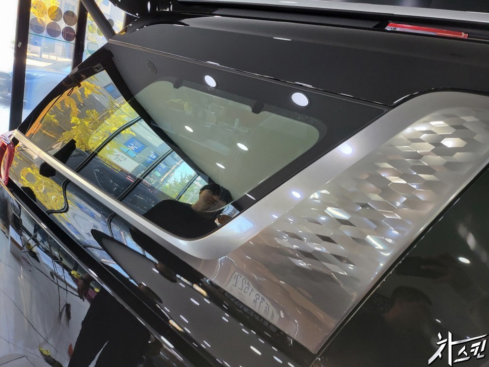 카니발 4세대 크롬죽이기 올블랙으로 랩핑 / 창원, 마산, 김해