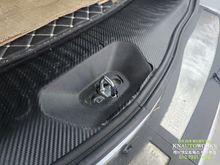 QM6 전동트렁크 고장 불편했던 트렁크 테일게이트 새 제품으로 안전하게 교체하기 / 부산 사상구 주례동