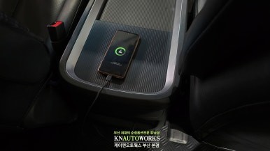 스타리아 카고 5밴 어반 라운지 순정 센터 콘솔 박스 시공 USB C 충전기 작업 부산 / 부산 사상구 주례동