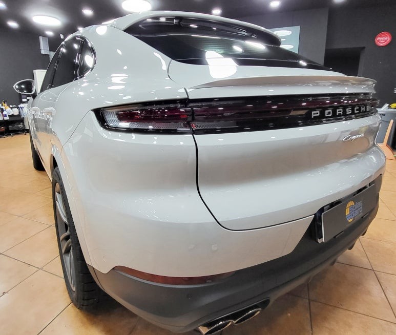 광주랩핑 포르쉐 카이엔 고광택 크레용 전체랩핑 시공 / 광주 북구 중흥동