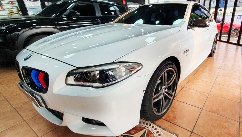 BMW 530d 전체랩핑 & 솔라가드 새턴 썬팅 / 광주 북구 중흥동