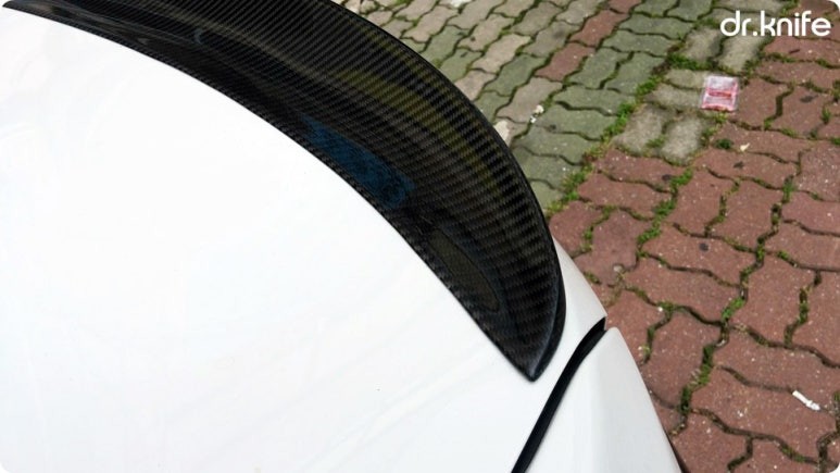 광주 루프스킨 BMW 325d 루프스킨 & M 퍼포먼스 데칼 시공 닥터나이프 키스킨
