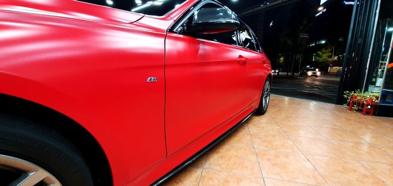광주랩핑 BMW 320d 사틴 카마인레드 전체랩핑 시공 / 광주 북구 중흥동