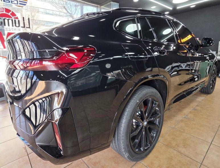 광주랩핑 BMW X4오벨 블랙 전체랩핑 시공 / 광주 북구 중흥동