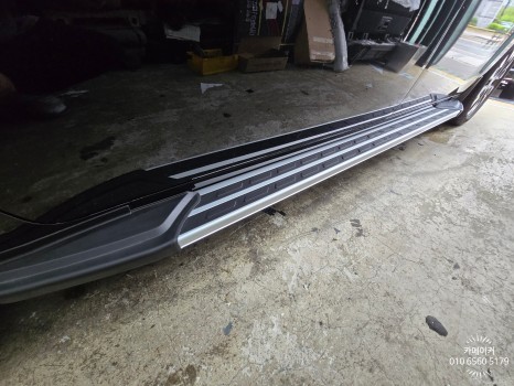 스타리아 가장 튼튼한 사이드스텝 오토그랜드AG // 승하차 면발광 LED와 넓은 발판으로 편하게 사용하세요 / 경기 남양주 다산지금로