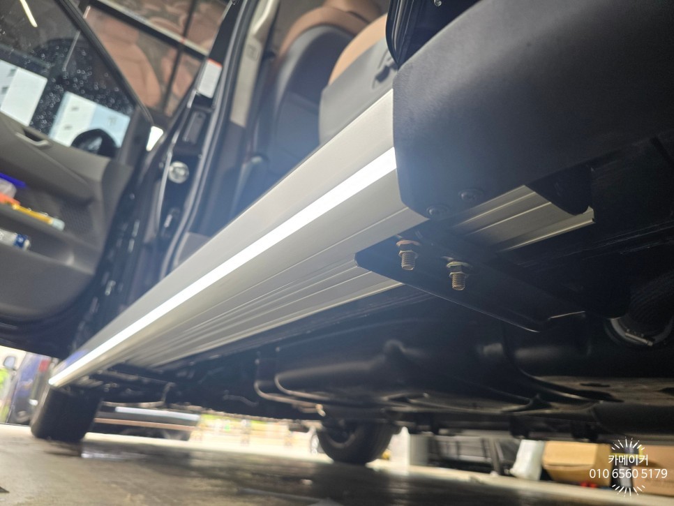 스타리아 가장 튼튼한 사이드스텝 오토그랜드AG // 승하차 면발광 LED와 넓은 발판으로 편하게 사용하세요 / 경기 남양주 다산지금로