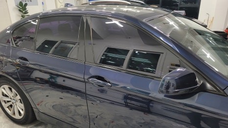 김해 장유 창원 랩핑 BMW F10 5시리즈 윈도우 크롬몰딩 백화 크롬죽이기 랩핑 시공 _ 더블디랩 / 김해 율하동