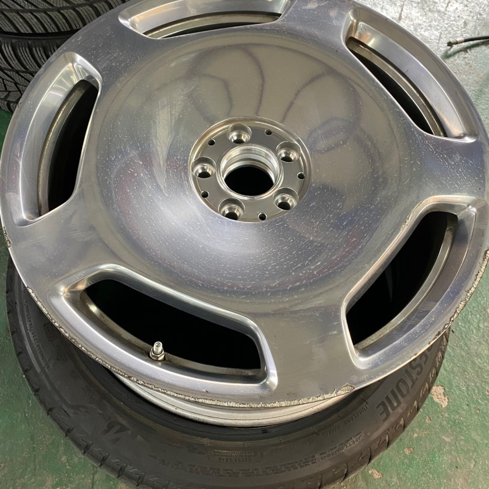 강남 휠 복원 듀티모터스 방문 주차사고 스크래치 복원후기 / 서울 서초