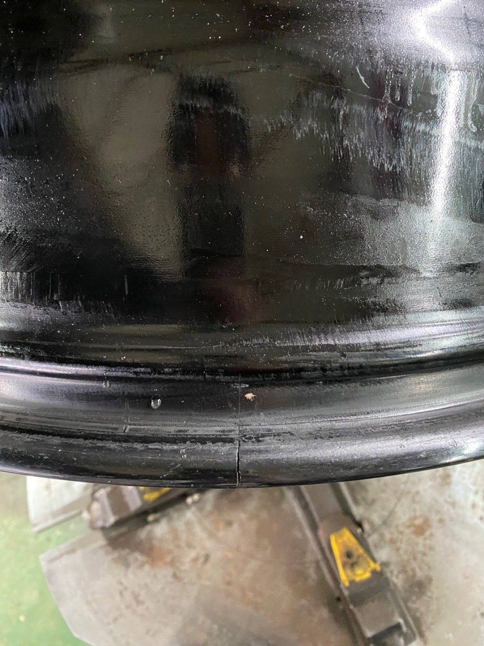 벤츠 CLS450 포트홀사고 휠크랙 알곤용접 업체[휠용접후기] / 서울 서초