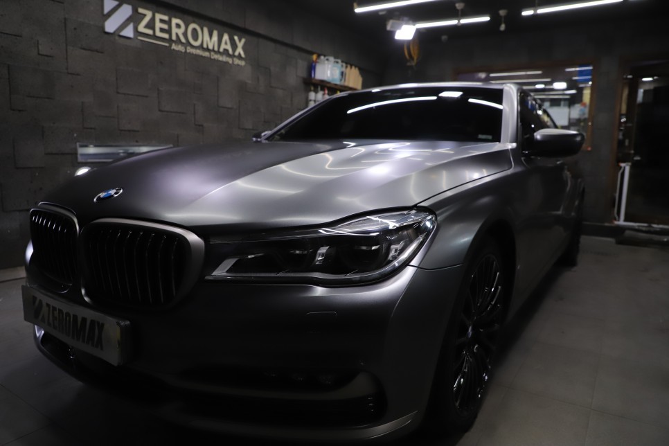 BMW 740ld 랩핑으로 멋짐력 폭풍 상승